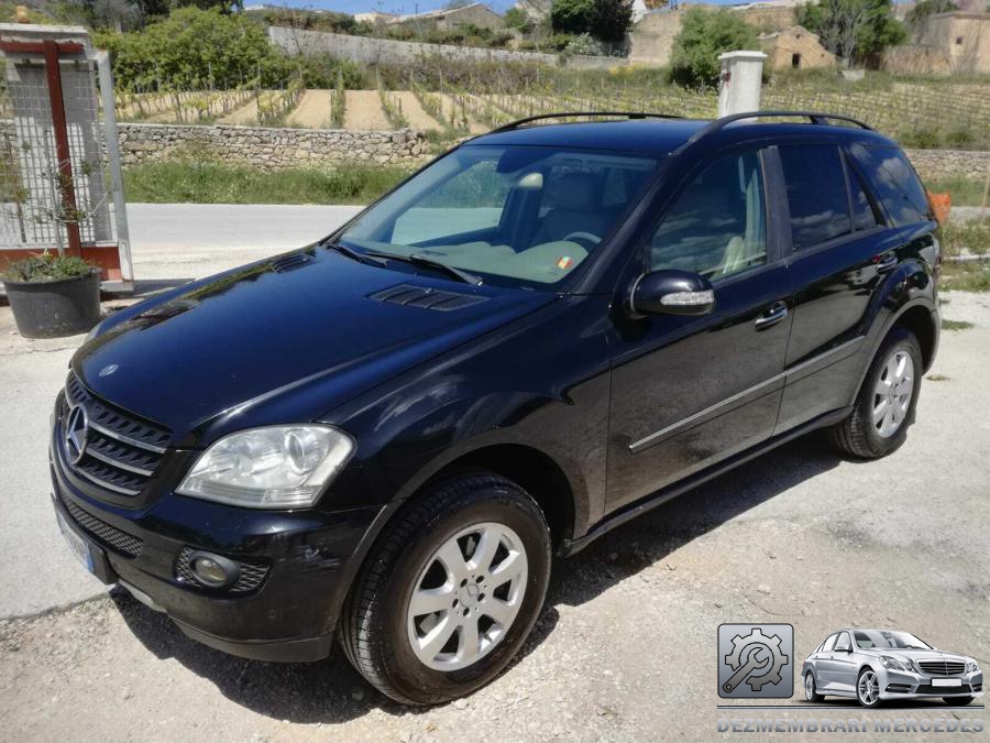 Aripa spate mercedes ml 2011