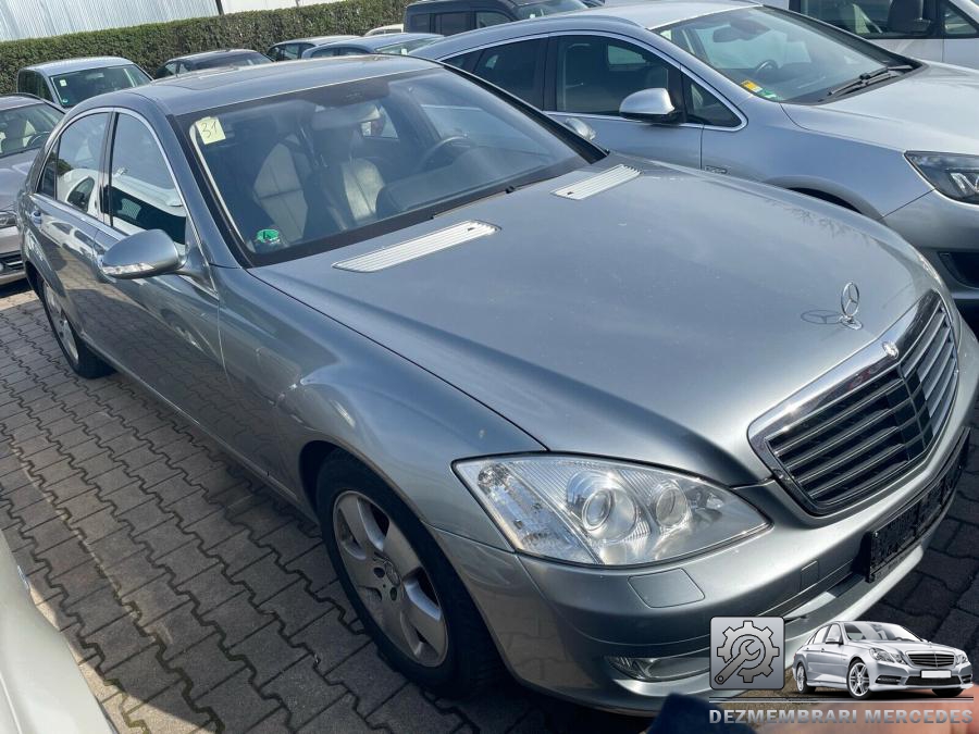 Baie ulei mercedes s class 2011