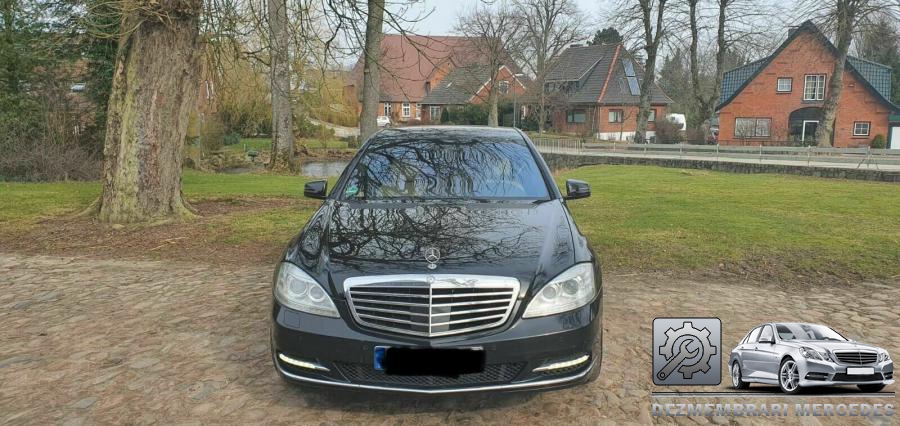 Bara spate mercedes s class 2011