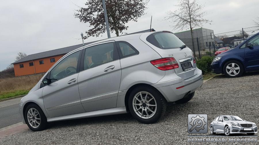 Lampi spate mercedes b class 2005